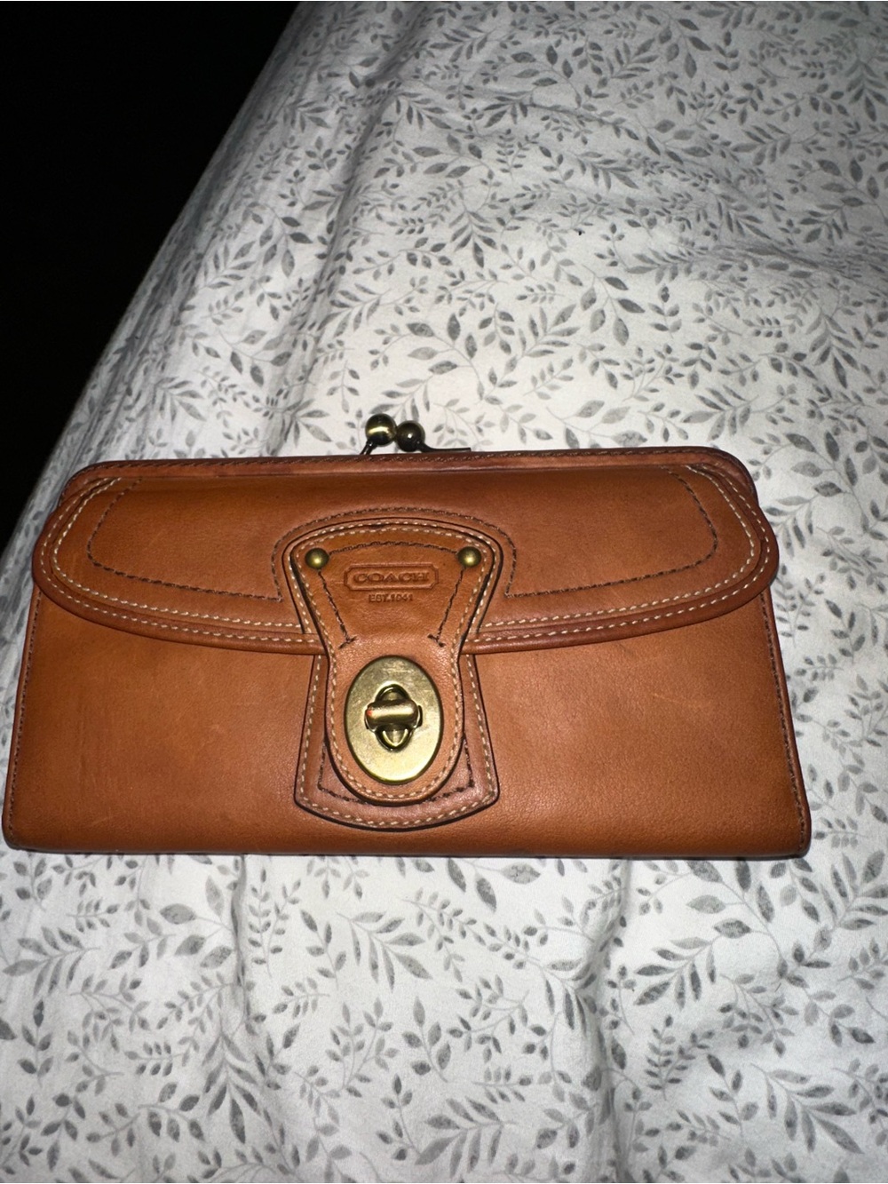 COACH Whisky Brown Leather with brass Turnlock Clasp Wallet